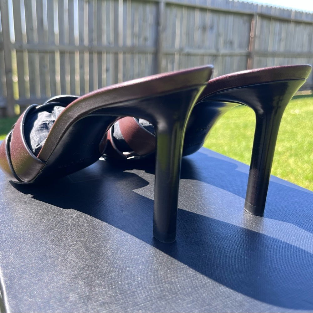 Saint Laurent Tribute Sandal size 35.5 - Picture 3 of 6